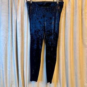 Torrid Crushed Velvet Leggings Black Plus Sized 3 Stretch Pull On Soft